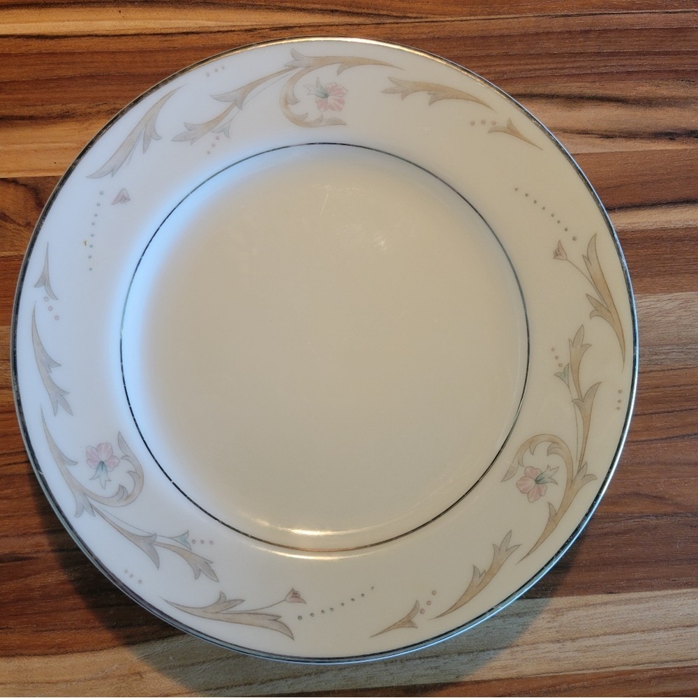 SPLENDORA BY ROBERTS China Bread & Butter Plate 4 pieces
